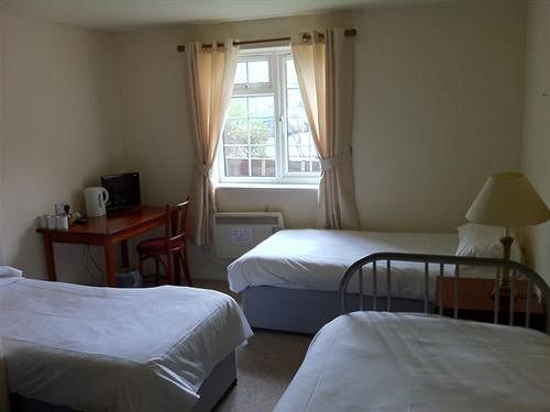Holroyd Arms Apartment กิลด์ฟอร์ด ภายนอก รูปภาพ